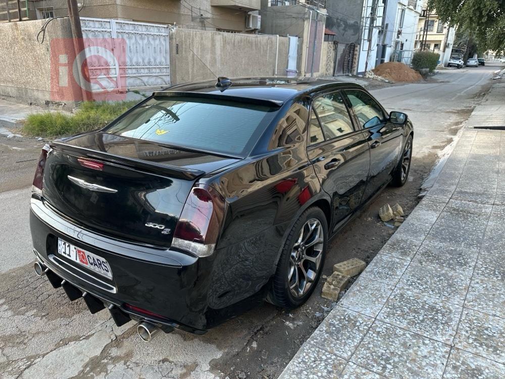 كرايسلر 300